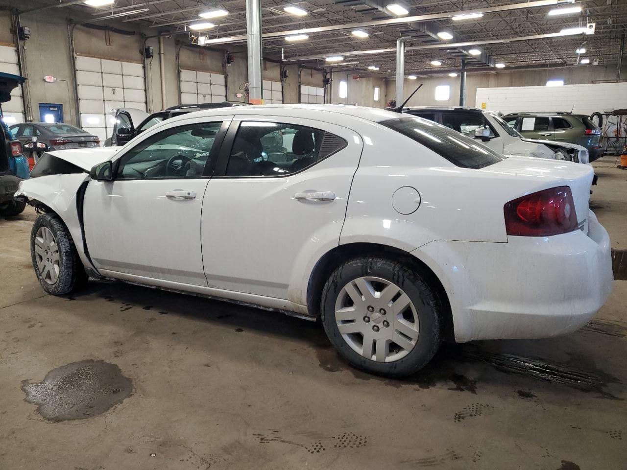 2014 Dodge Avenger - Image 2