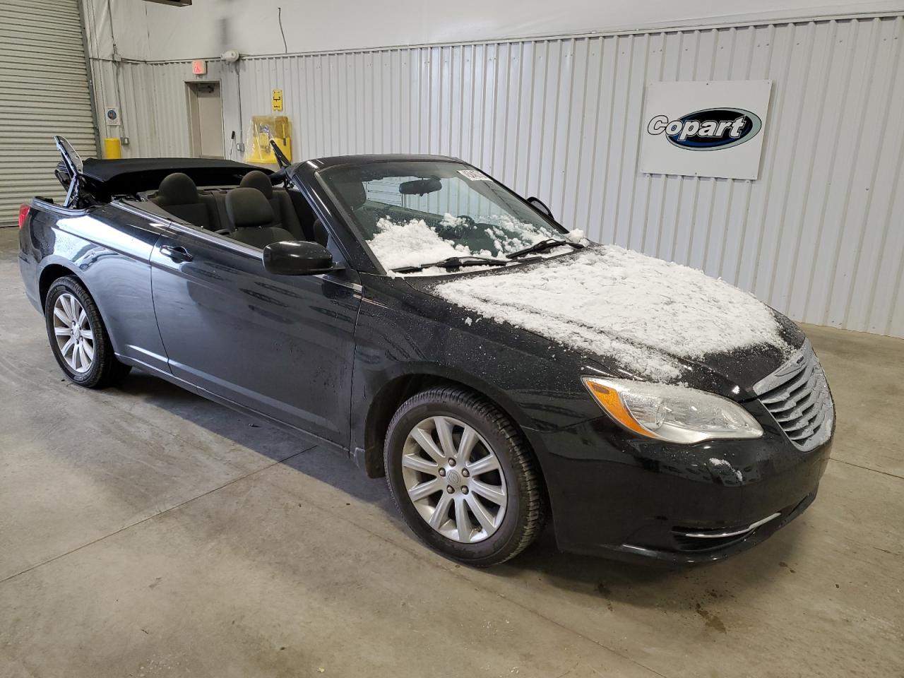 2012 Chrysler 200 - Image 4