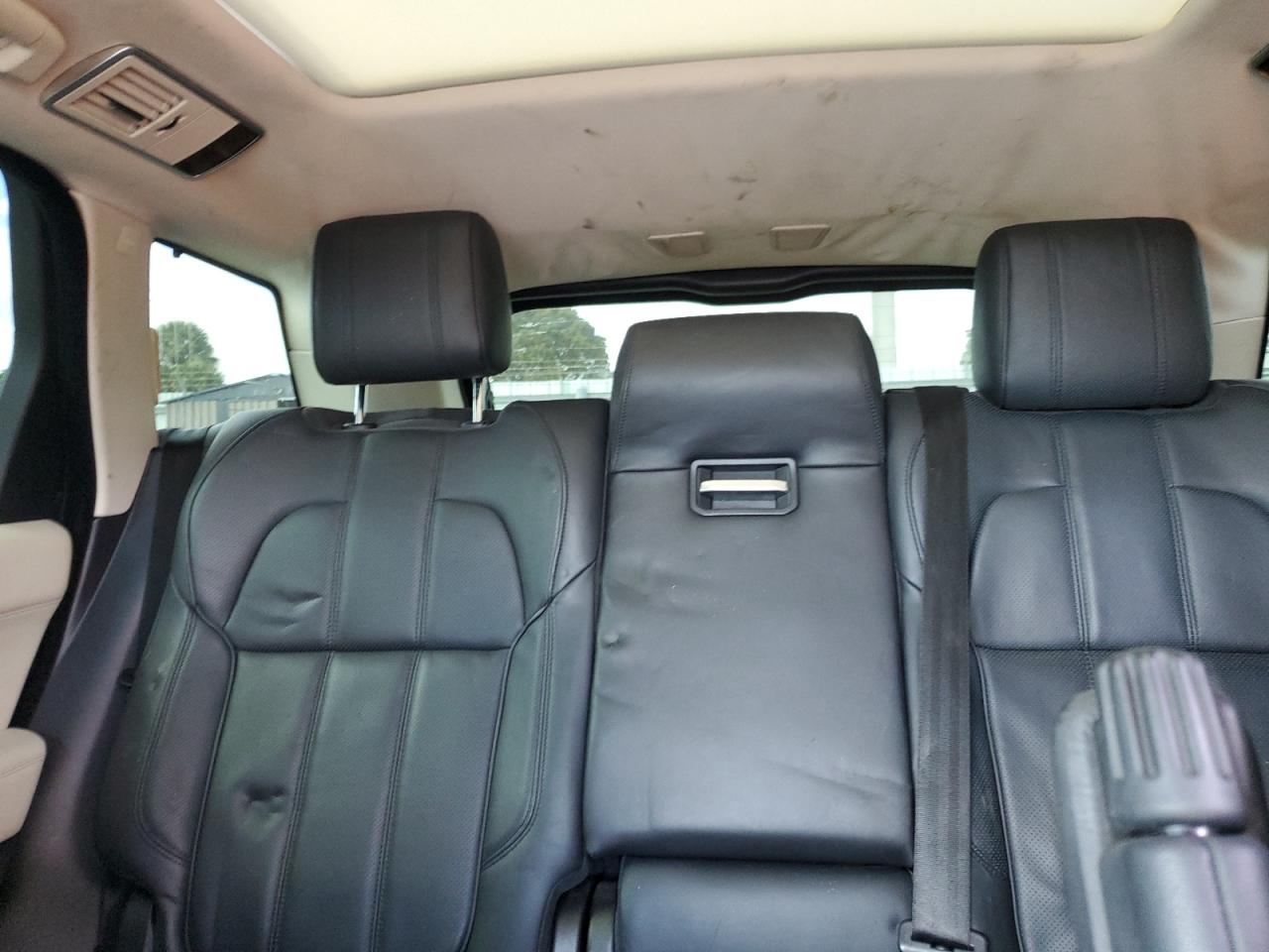 2014 Land Rover Range Rover - Image 10