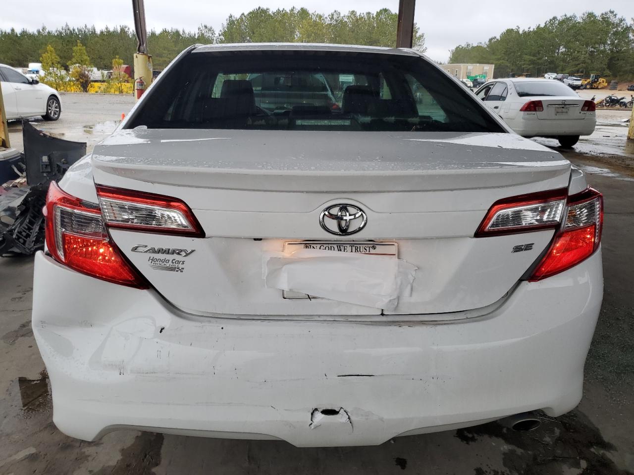 2014 Toyota Camry - Image 6