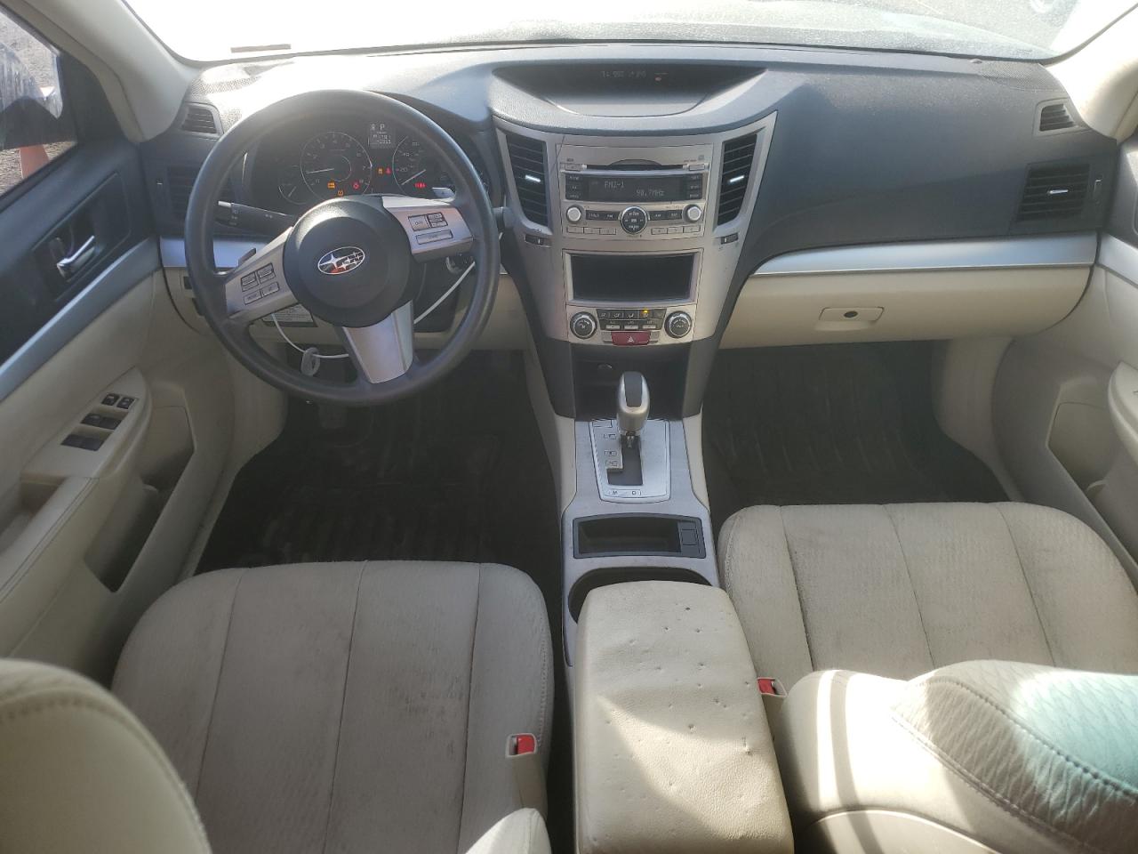 2011 Subaru Outback - Image 8