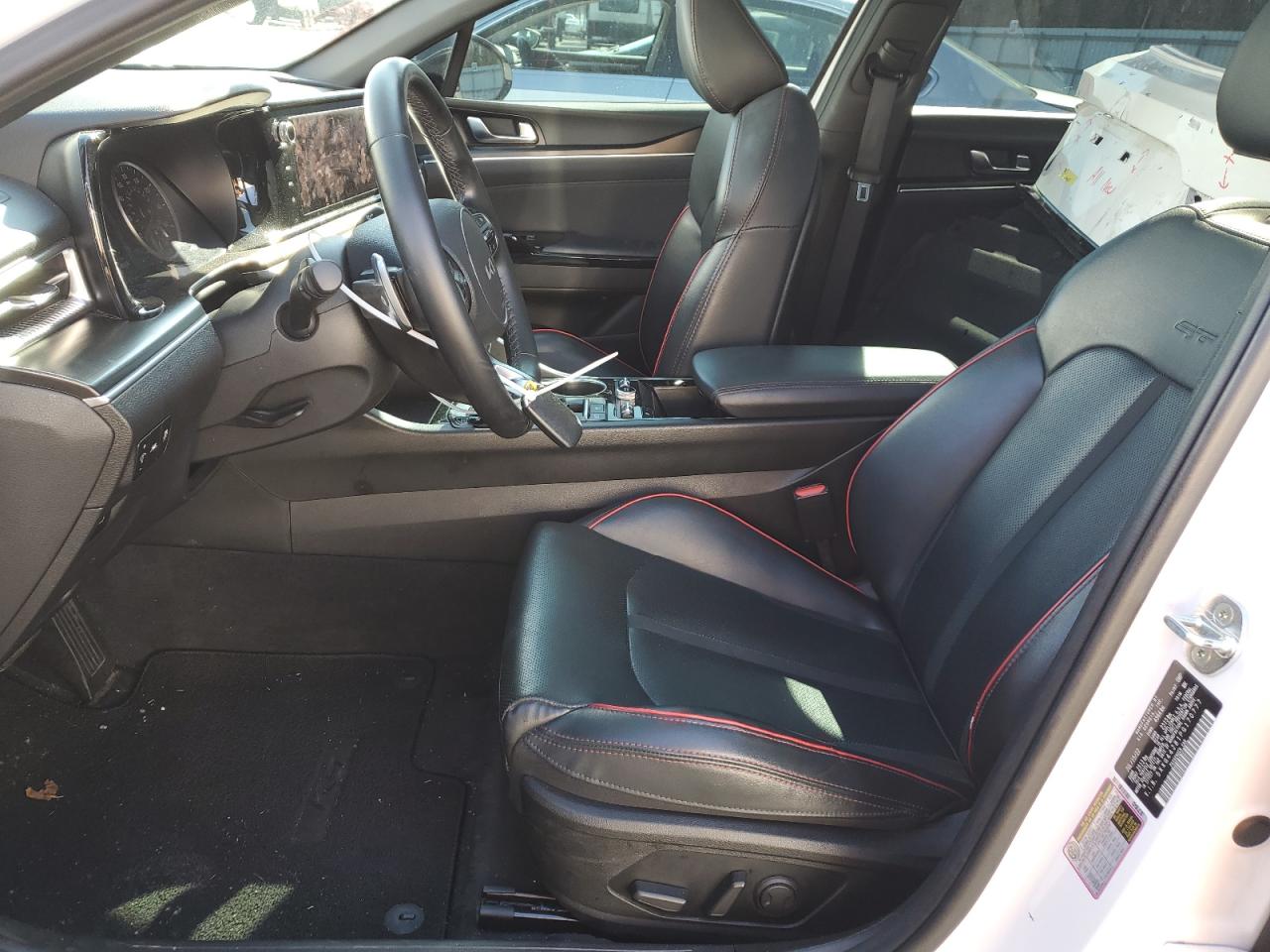 2023 Kia K5 - Image 7