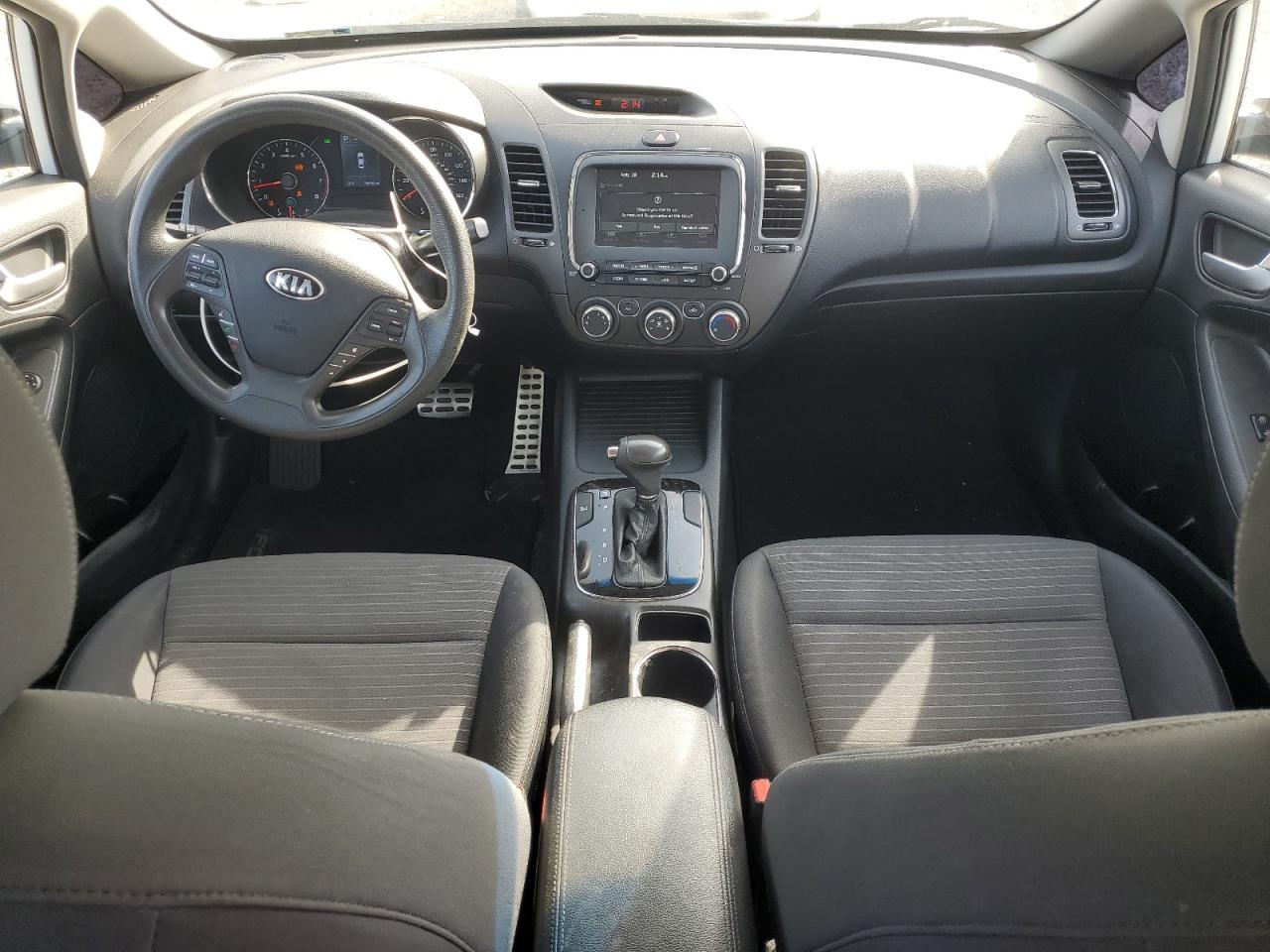 2018 Kia Forte - Image 8