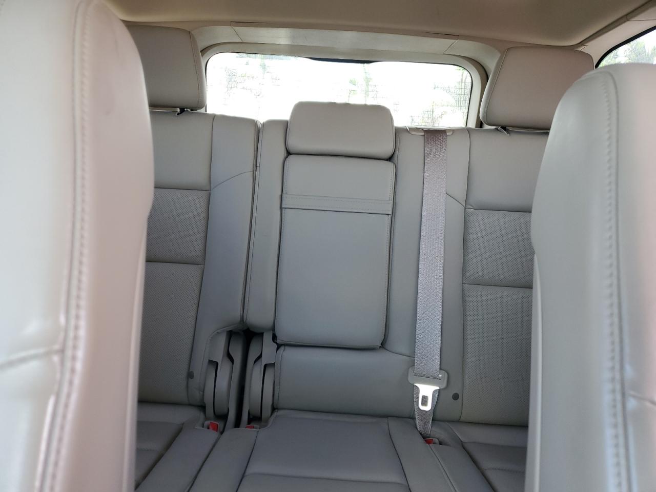 2016 Jeep Grand Cherokee - Image 10