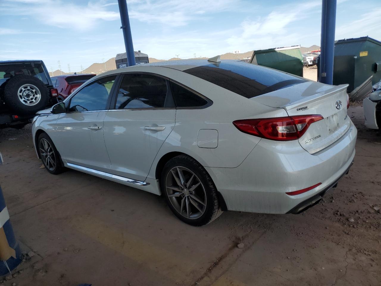 2017 Hyundai Sonata - Image 2