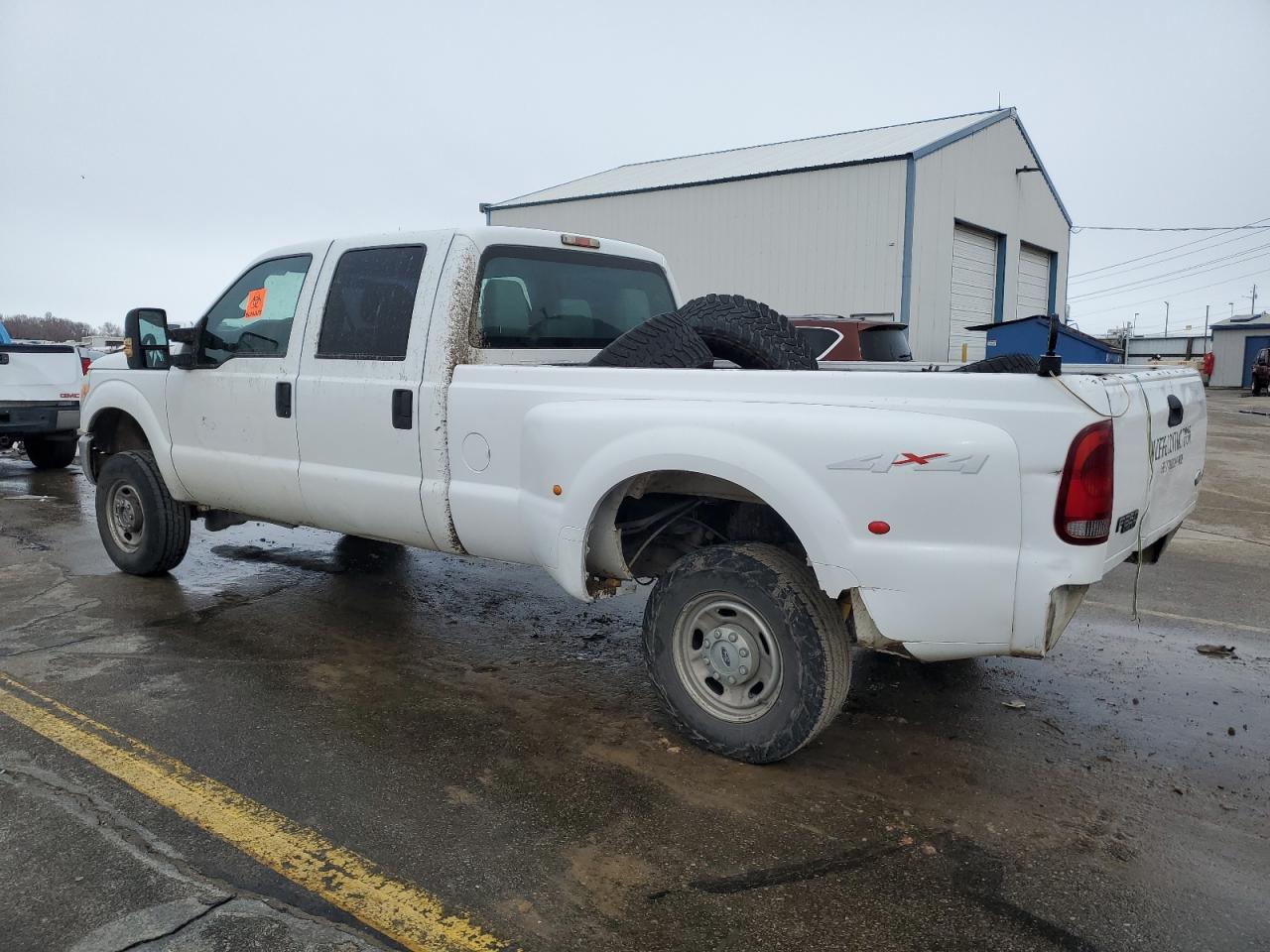 2011 Ford F350 - Image 2
