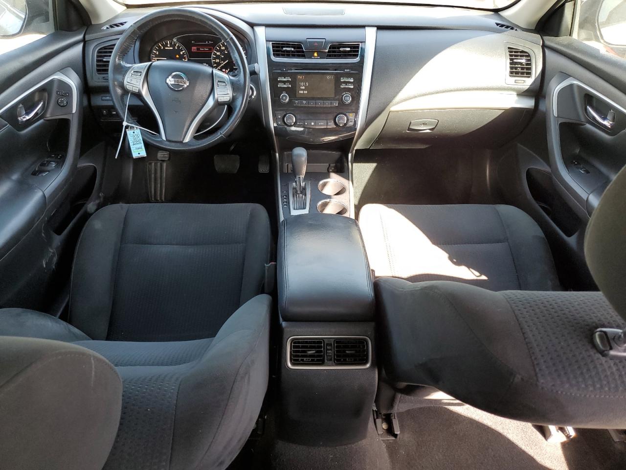 2015 Nissan Altima - Image 8