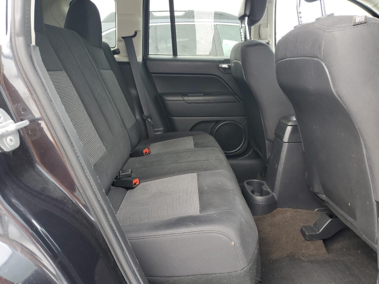 2014 Jeep Compass - Image 11