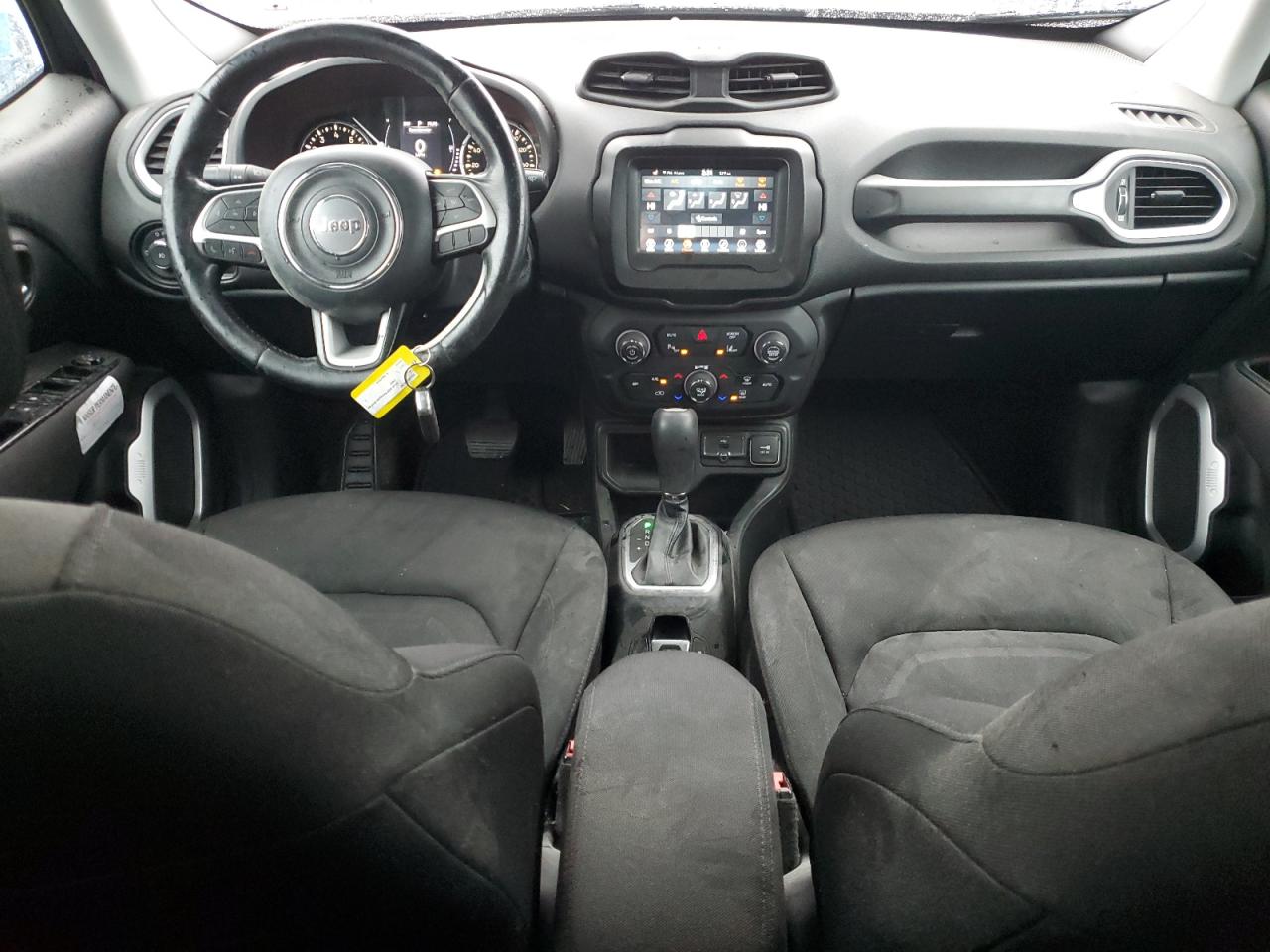 2018 Jeep Renegade - Image 8