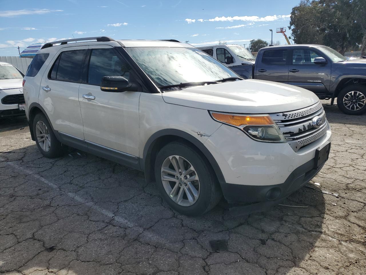 2011 Ford Explorer - Image 4