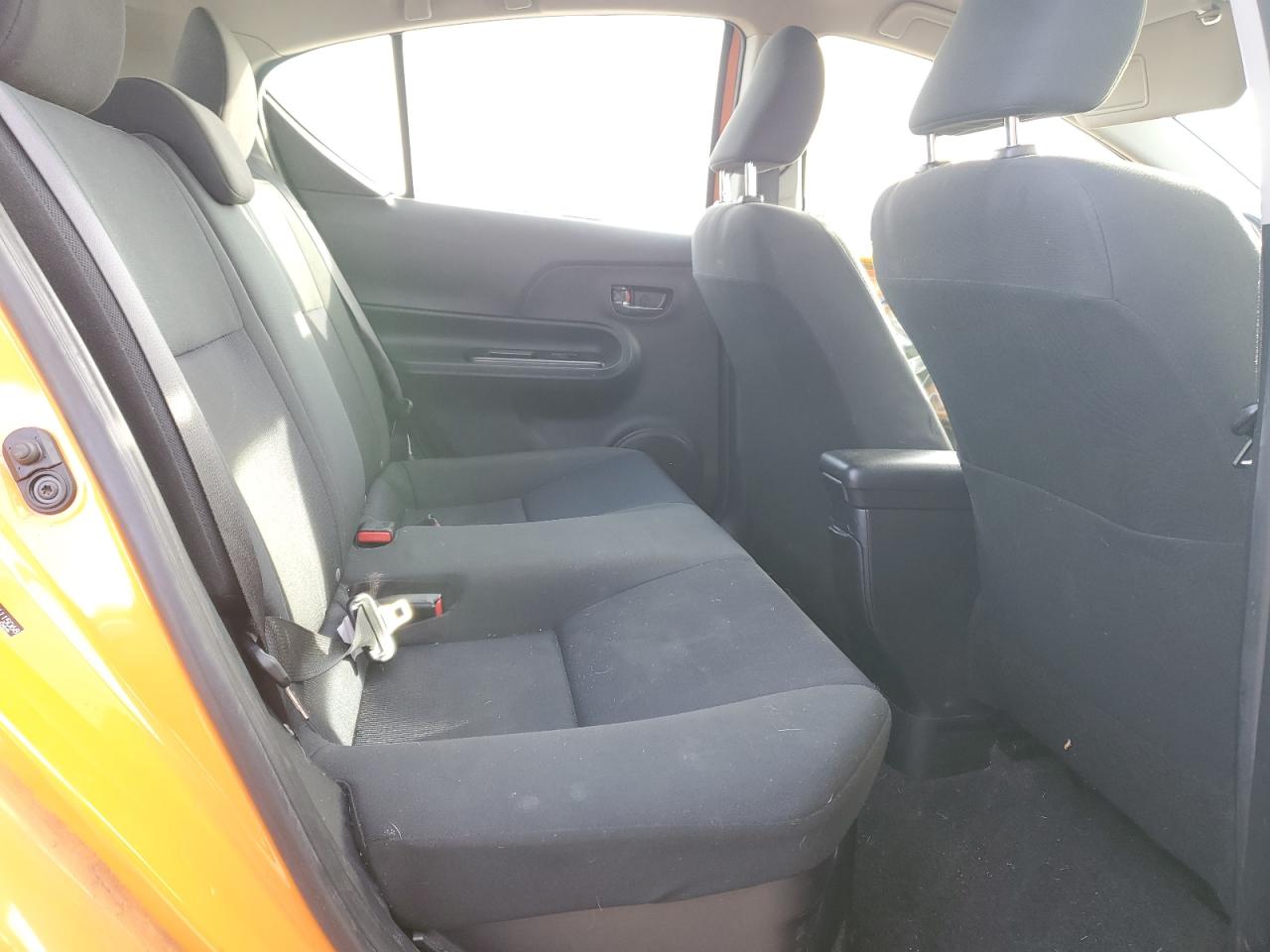 2015 Toyota Prius - Image 10