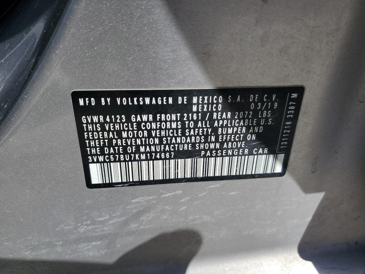 2019 Volkswagen Jetta - Image 13