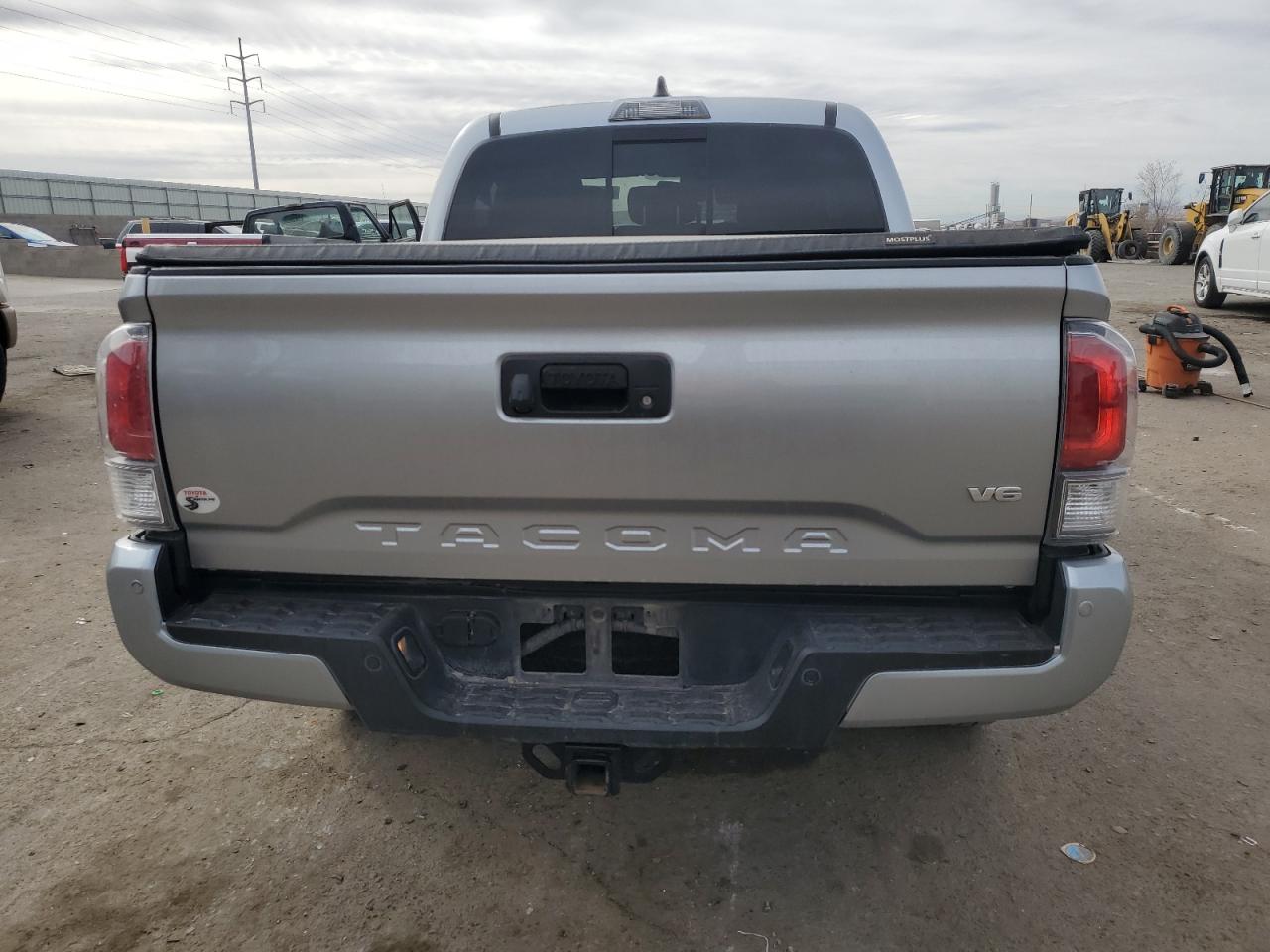 2022 Toyota Tacoma - Image 6
