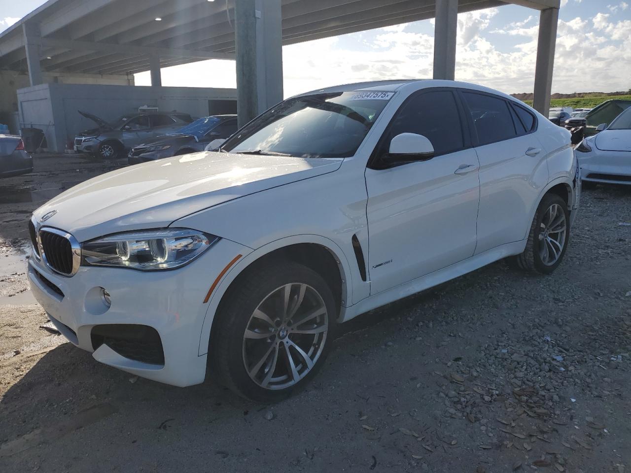 2015 BMW X6 - Image 1
