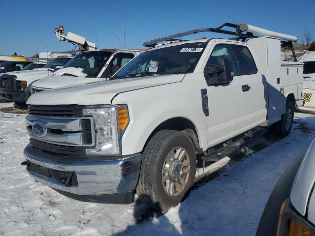 2017 Ford F350 Super Duty de vânzare în Dyer, IN - Side