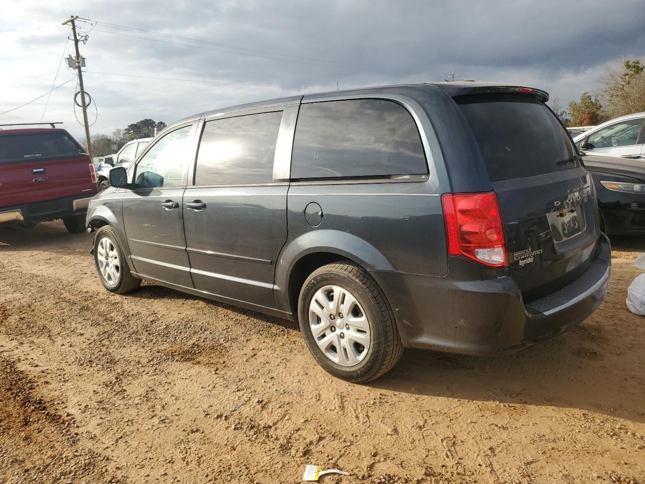 2014 Dodge Caravan - Image 2