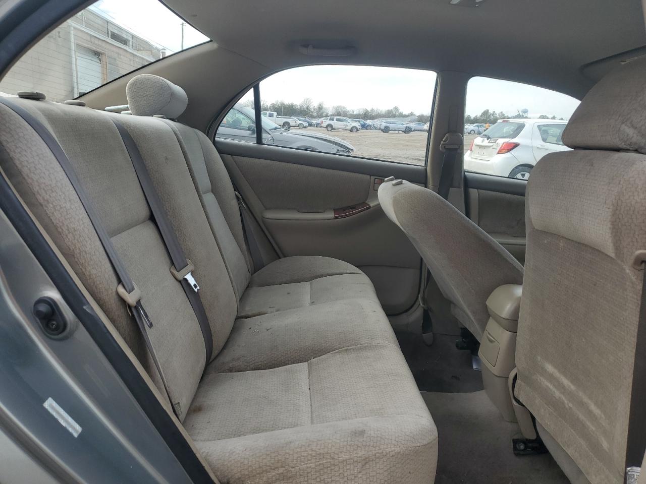 2004 Toyota Corolla - Image 10