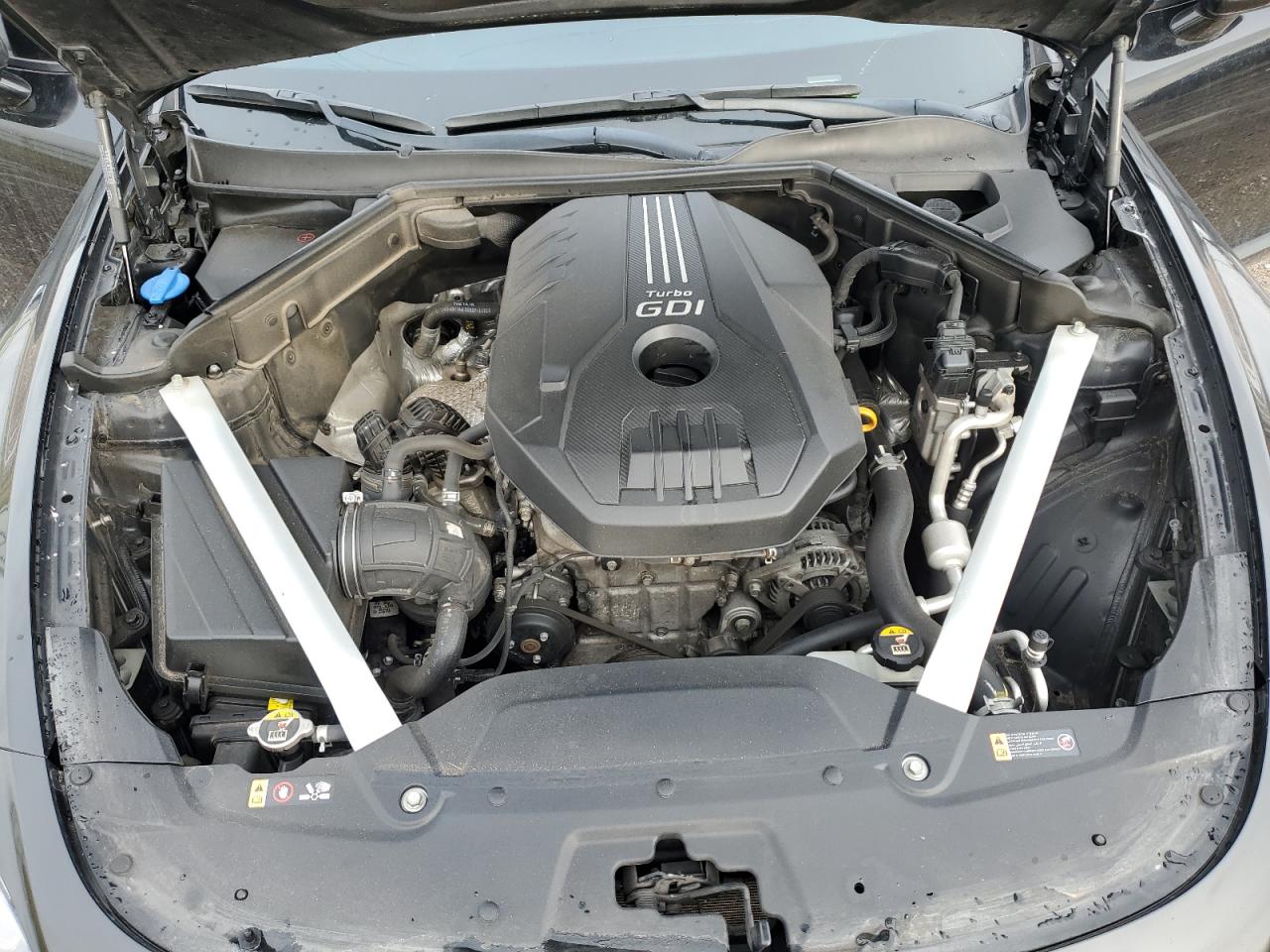 2019 Kia Stinger - Image 13