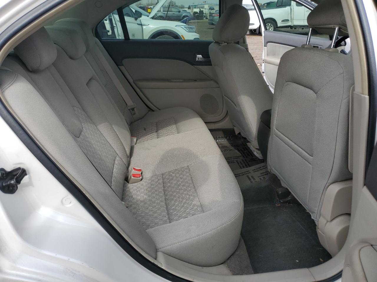 2010 Ford Fusion - Image 10