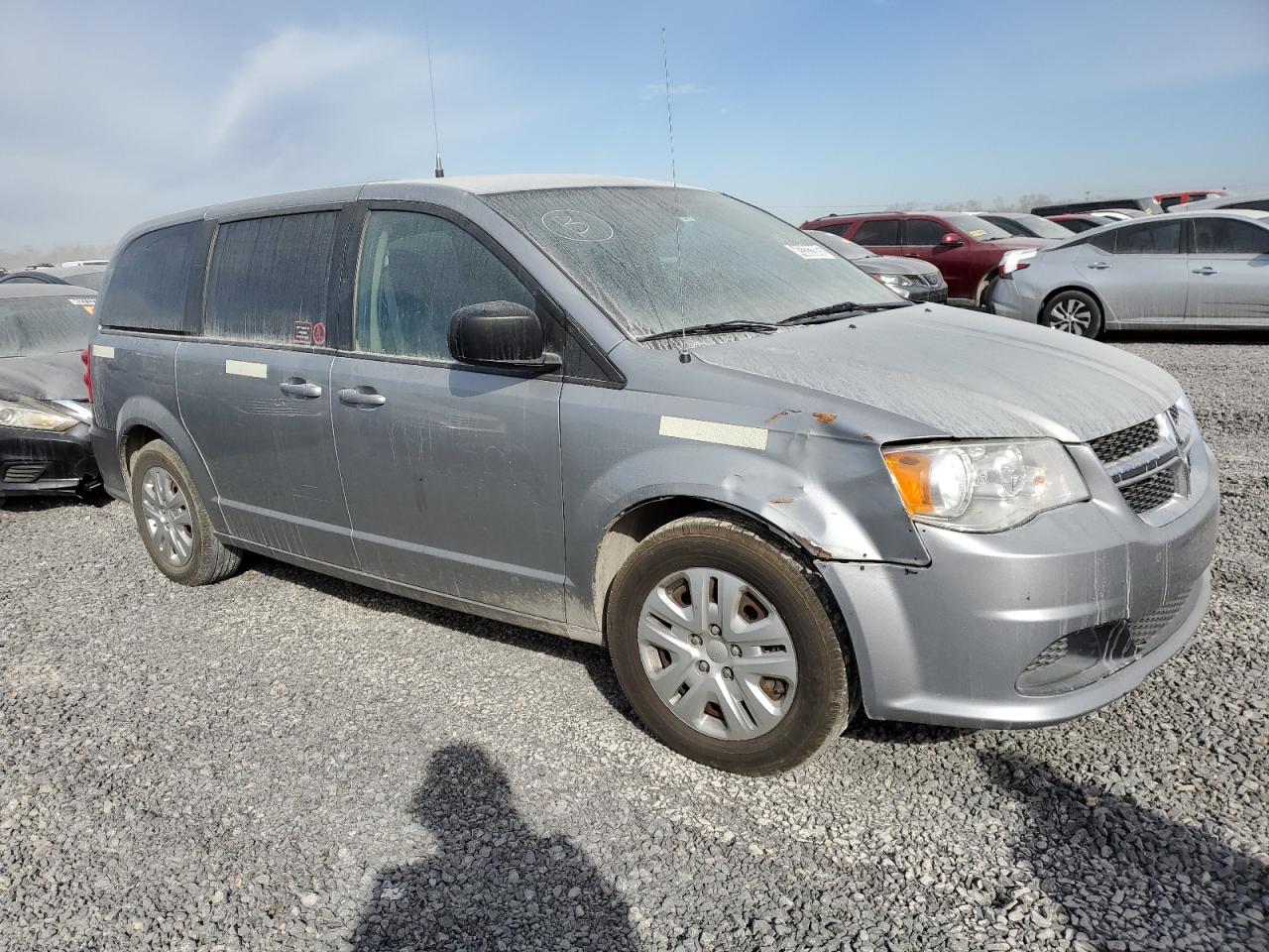 2018 Dodge Caravan - Image 4