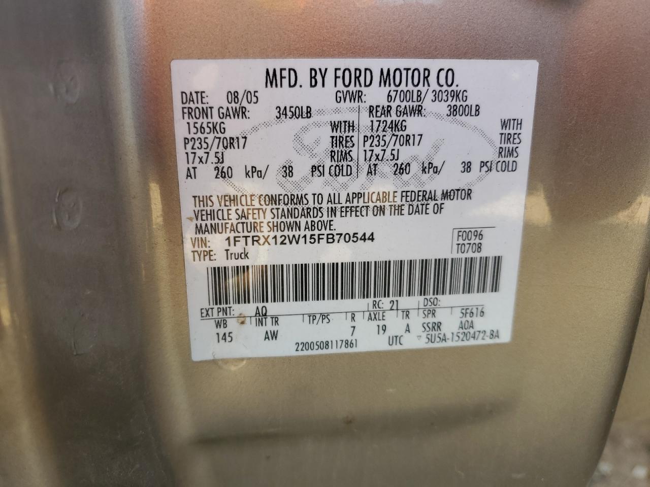 2005 Ford F-150 - Image 12