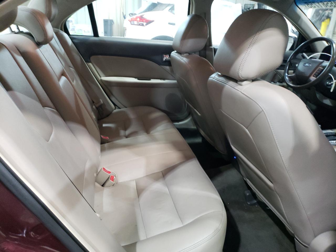 2012 Ford Fusion - Image 11