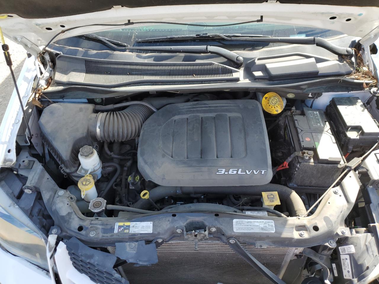2018 Dodge Caravan - Image 12