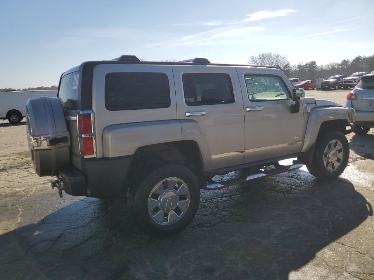 2007 Hummer H3 - Image 3