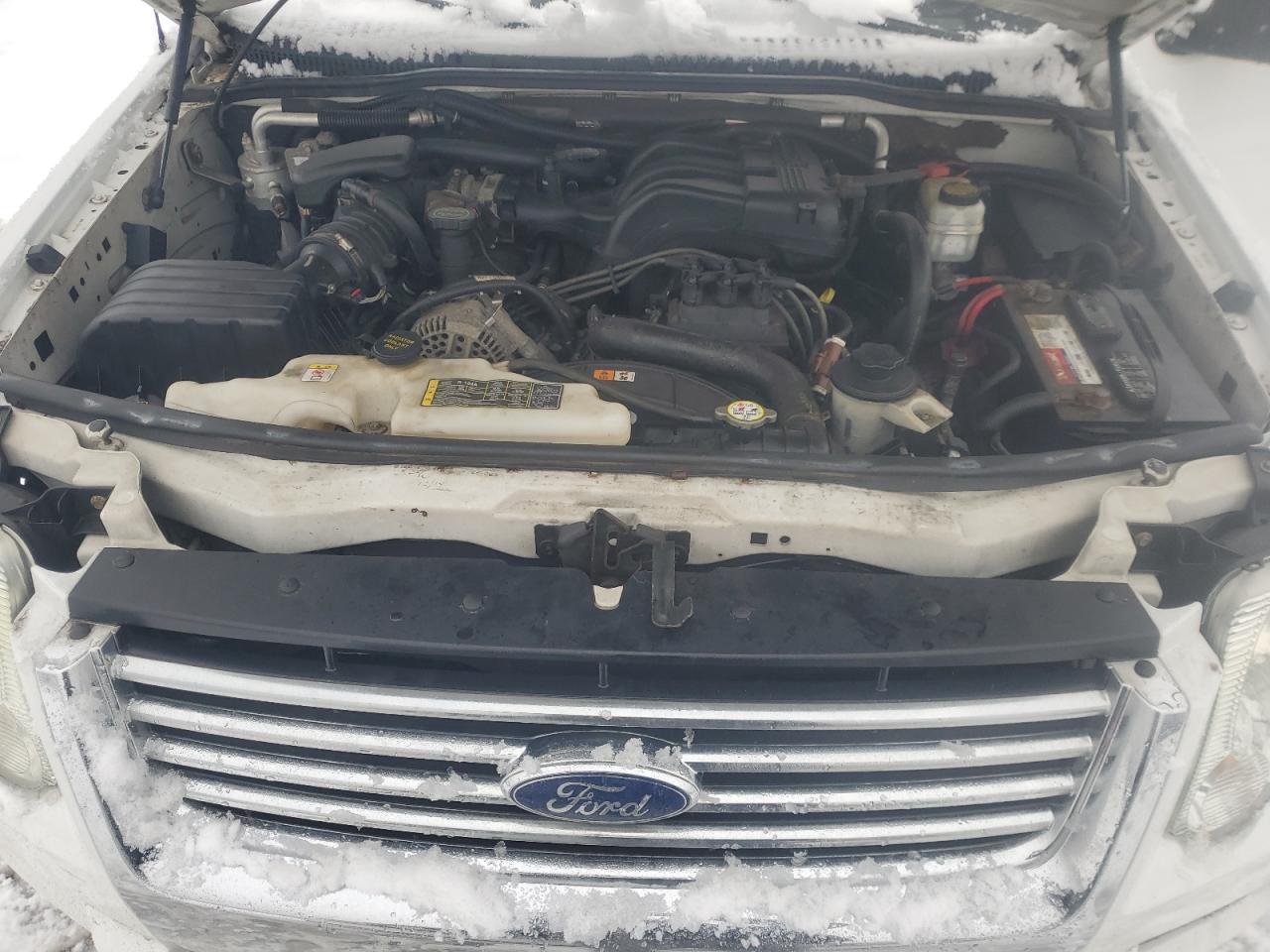 2008 Ford Explorer - Image 12
