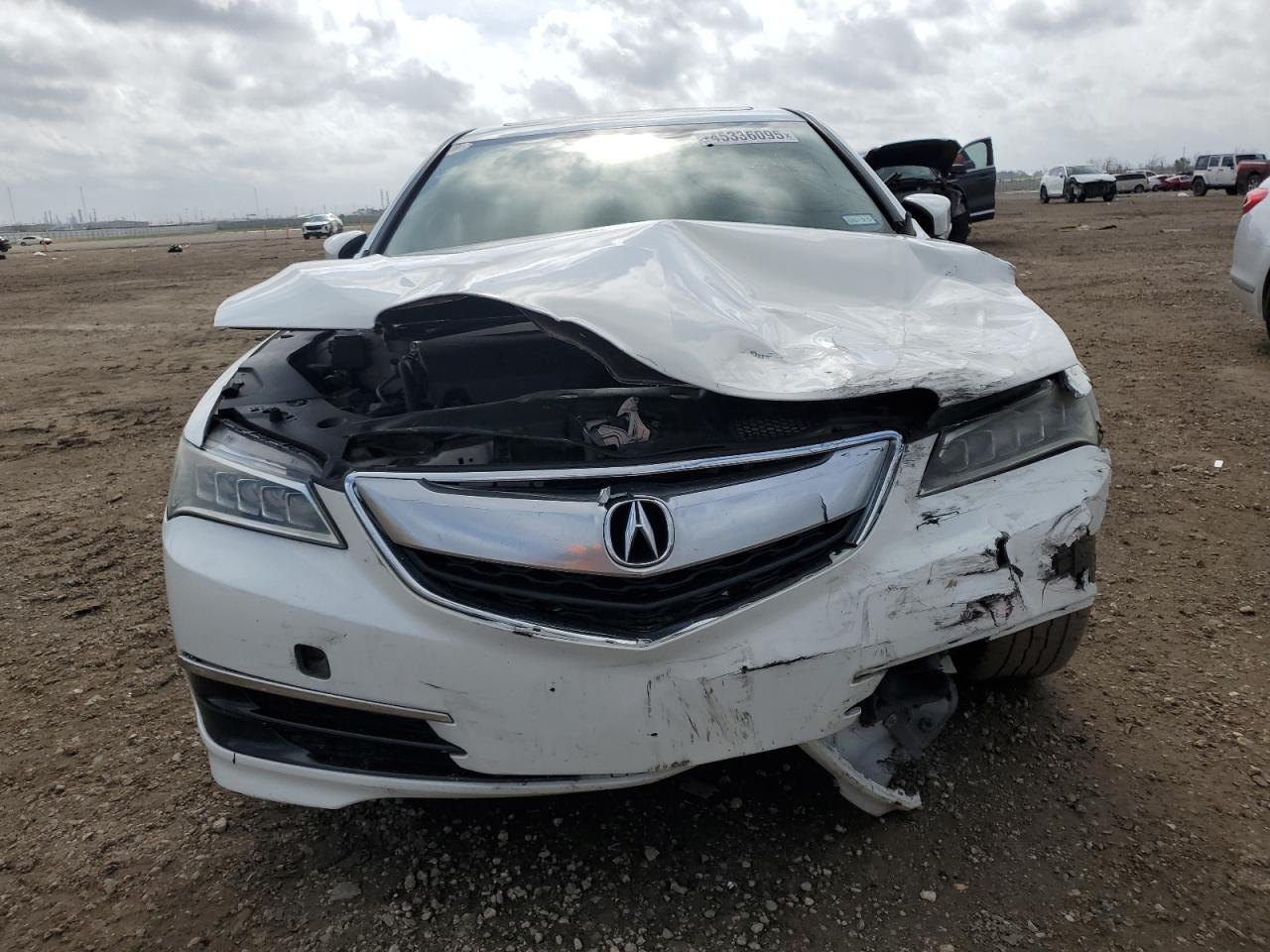 2017 Acura TLX - Image 5