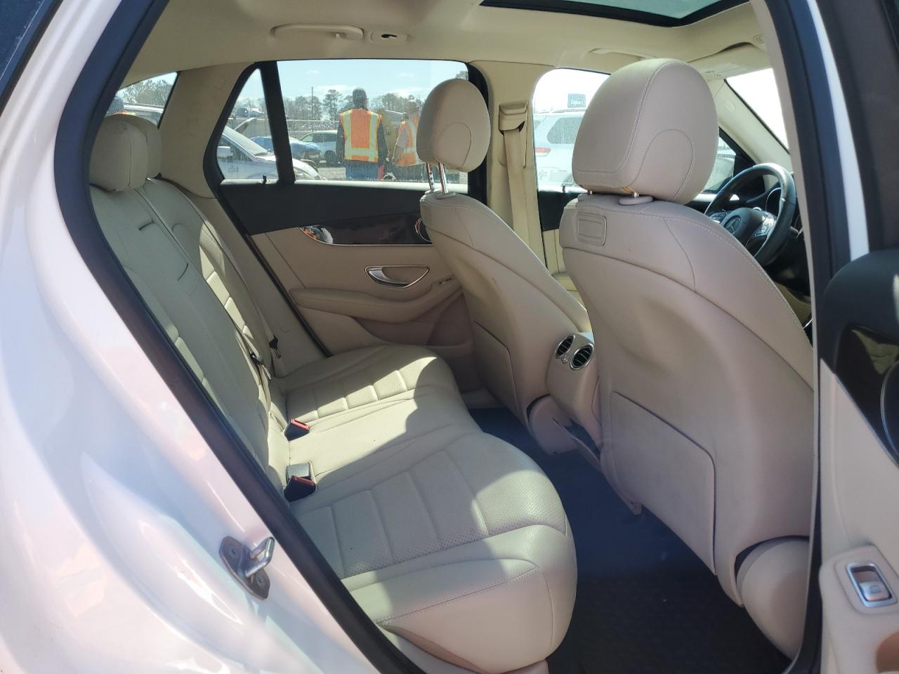 2019 Mercedes-Benz GLC - Image 11