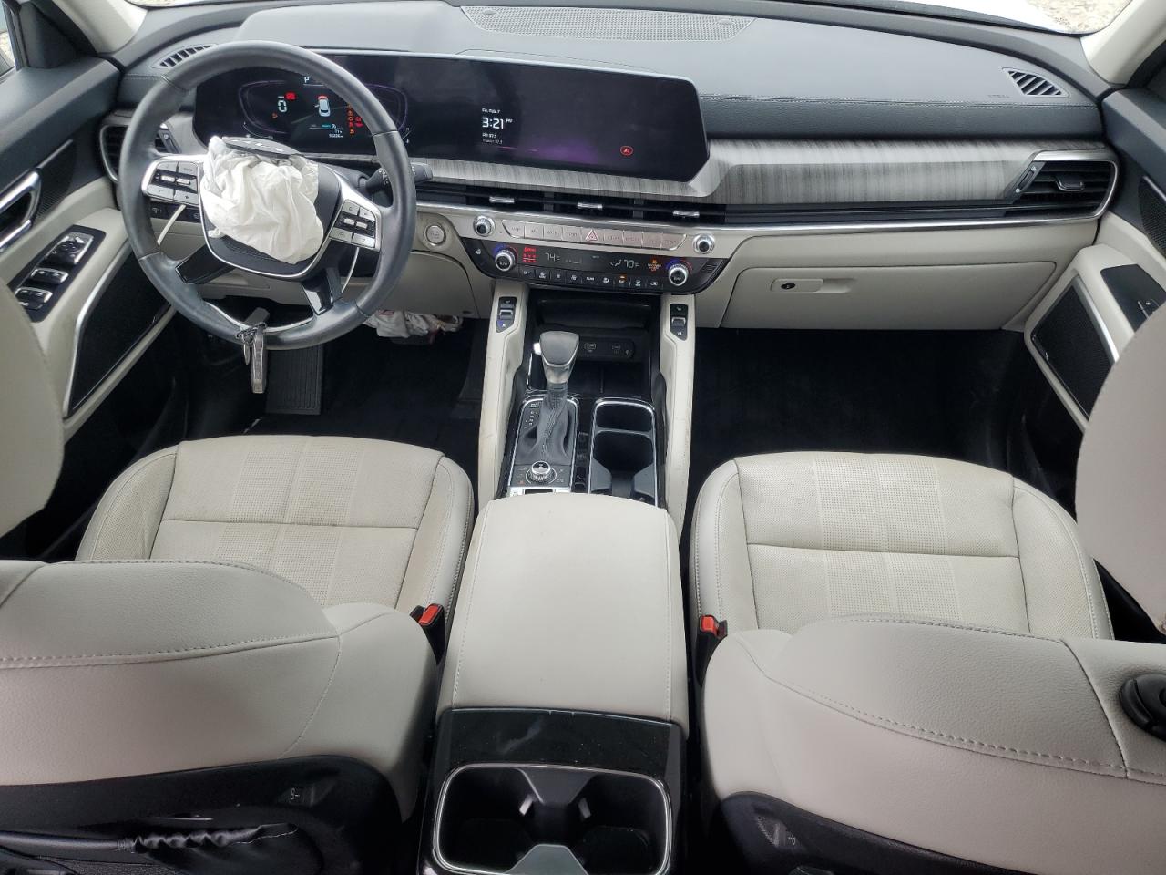 2023 Kia Telluride - Image 8