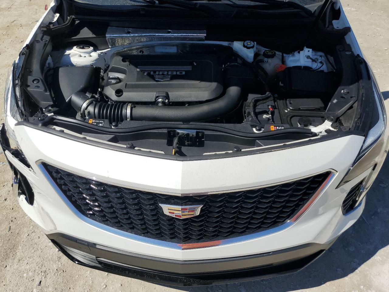 2021 Cadillac XT4 - Image 14