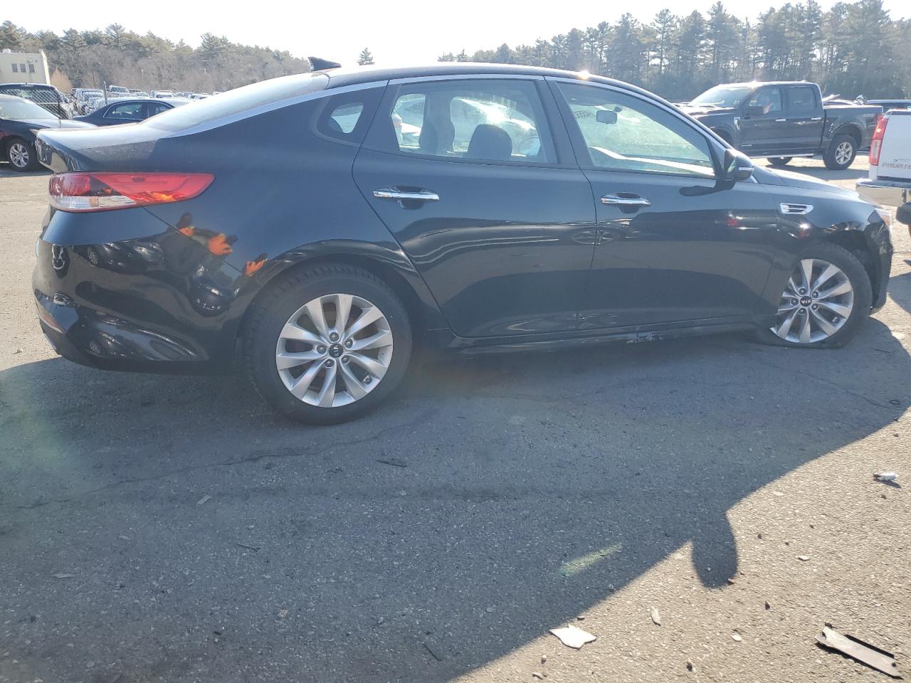 2018 Kia Optima - Image 3