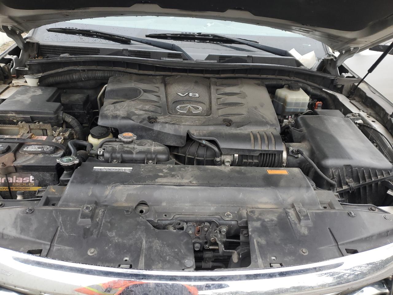2012 Infiniti QX56 - Image 12