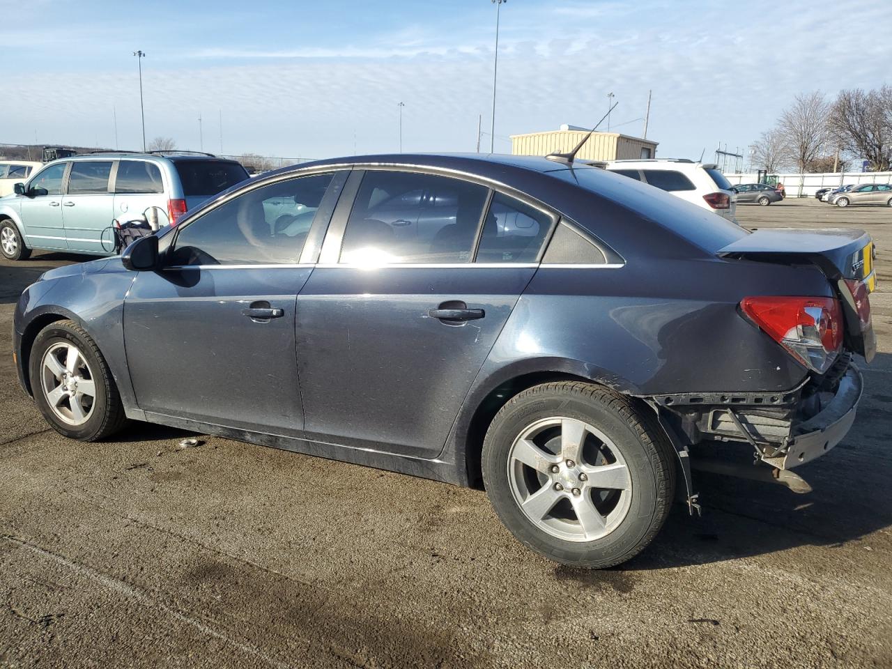 2014 Chevrolet Cruze - Image 2