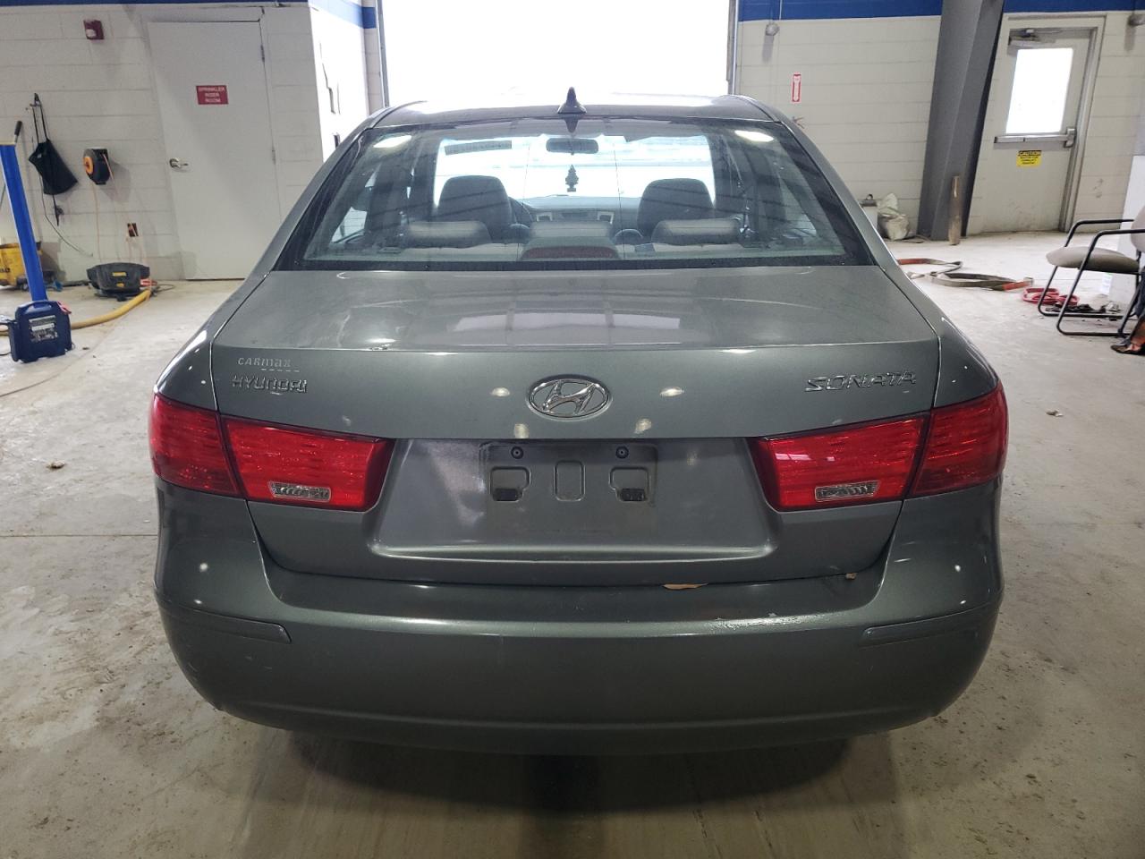 2009 Hyundai Sonata - Image 6