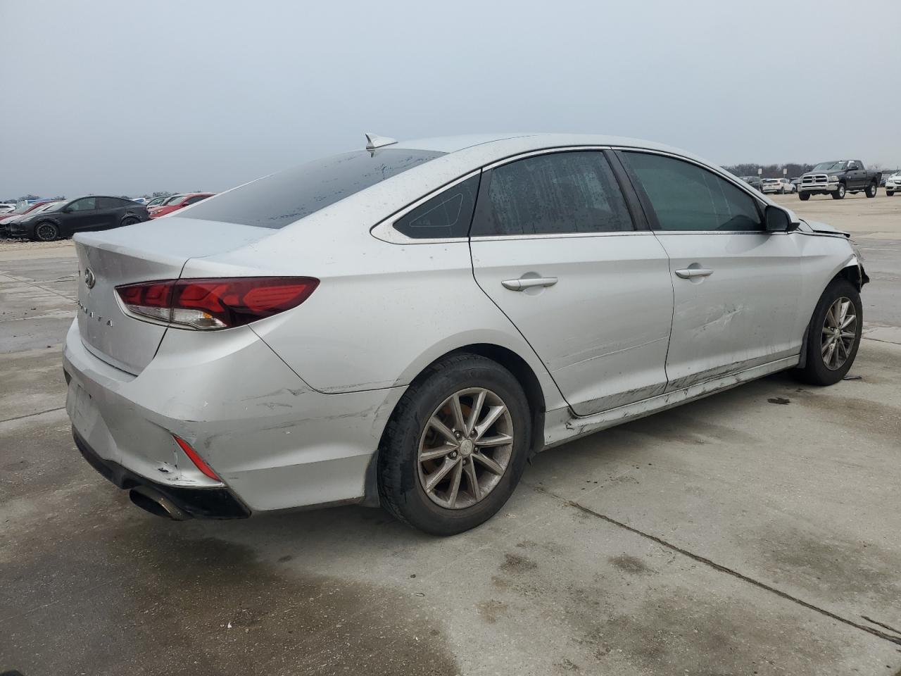 2019 Hyundai Sonata - Image 3