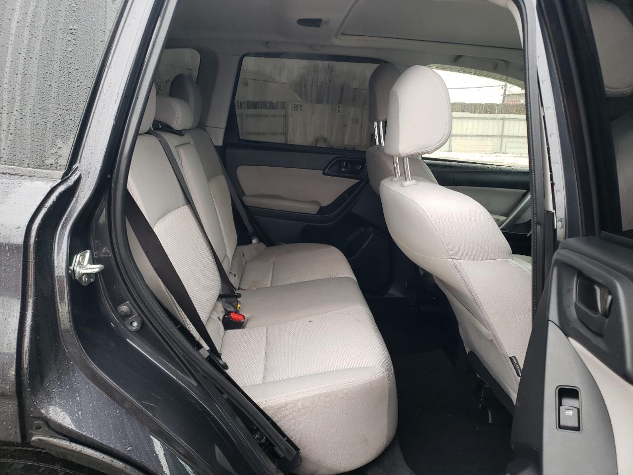 2016 Subaru Forester - Image 11