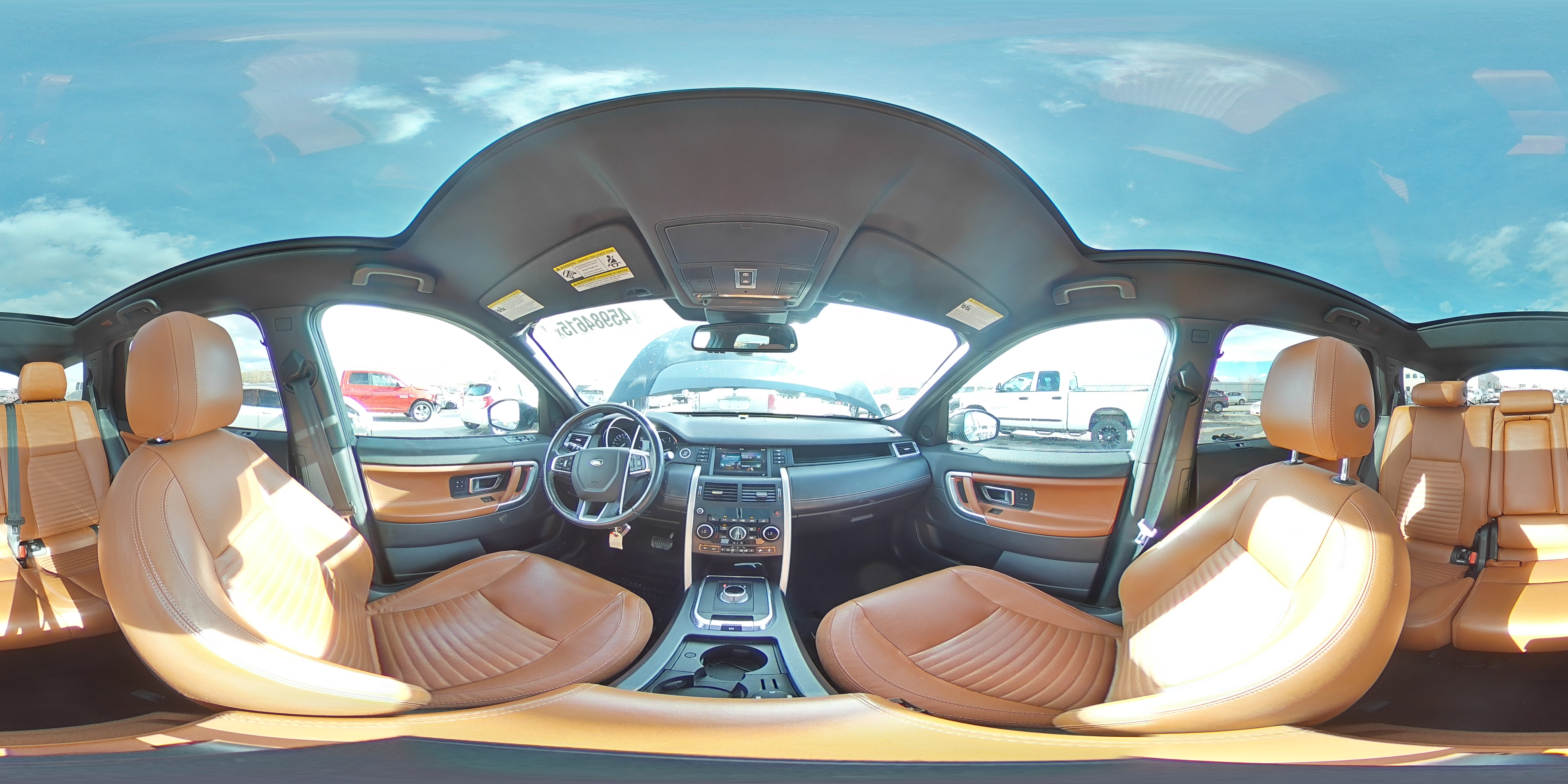 2016 Land Rover Discovery - Image 15