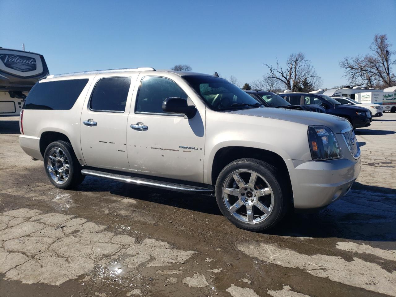 2007 GMC Yukon - Image 4