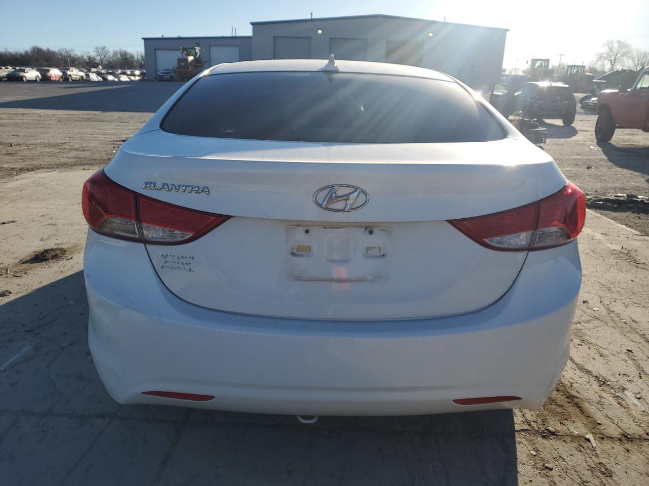 2011 Hyundai Elantra - Image 6