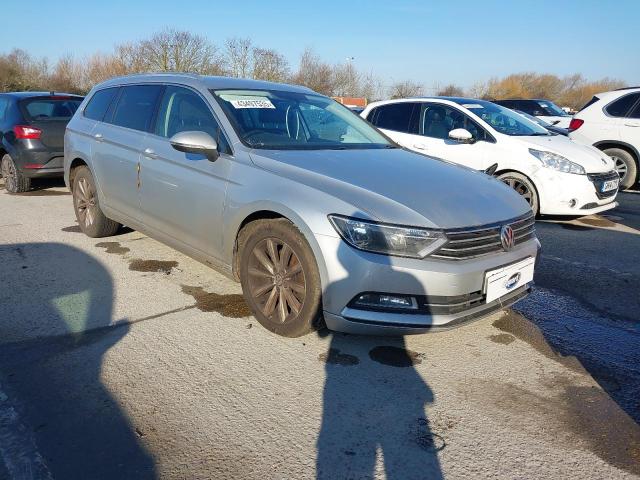 2016 VOLKSWAGEN PASSAT SE