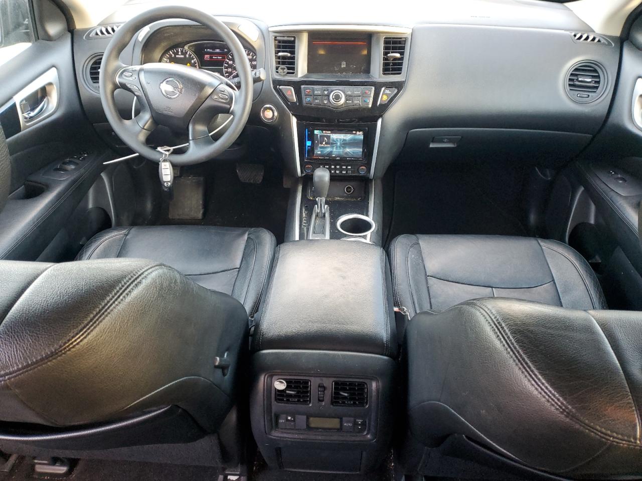 2014 Nissan Pathfinder - Image 8