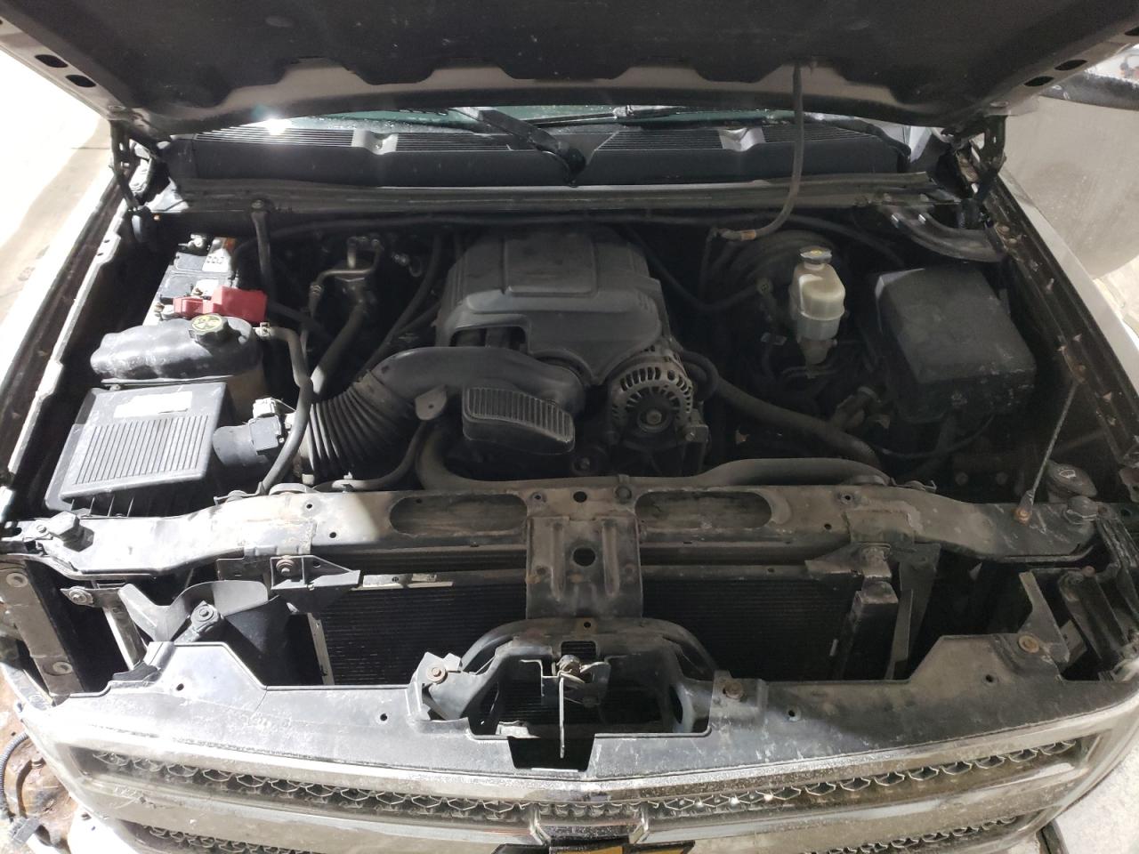 2013 Chevrolet Silverado - Image 11