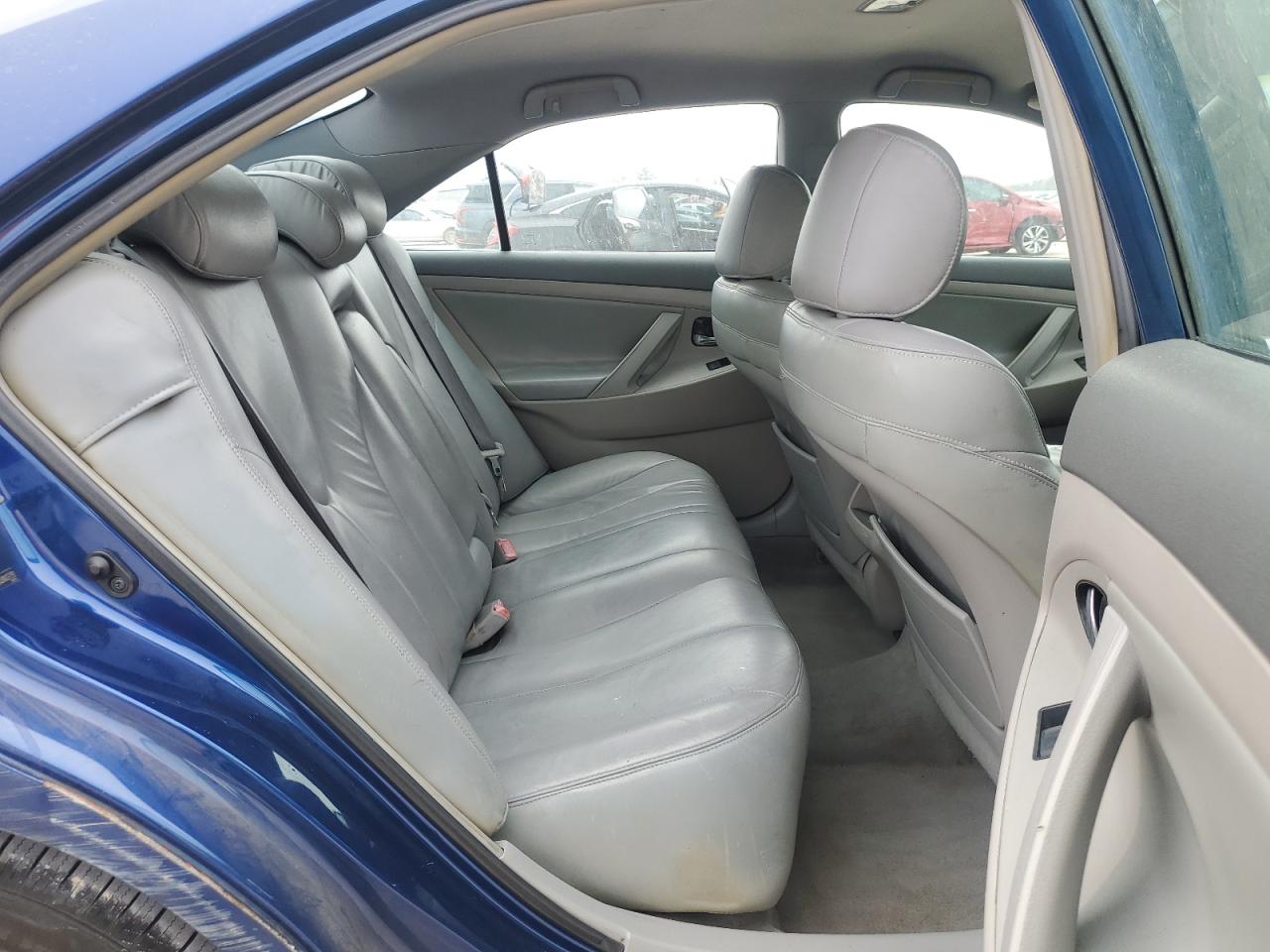 2008 Toyota Camry - Image 10