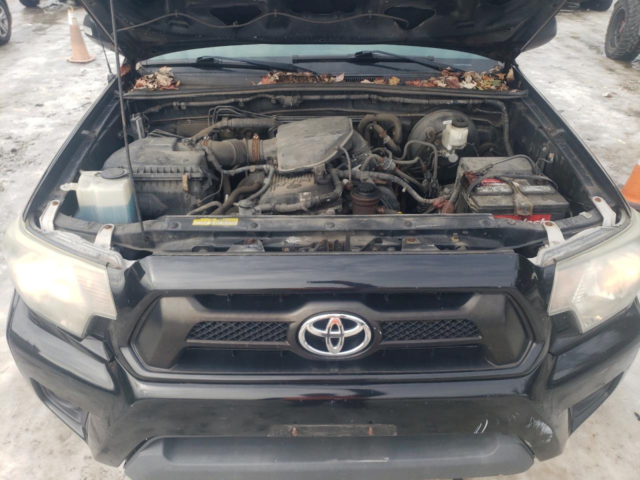 2014 Toyota Tacoma - Image 11