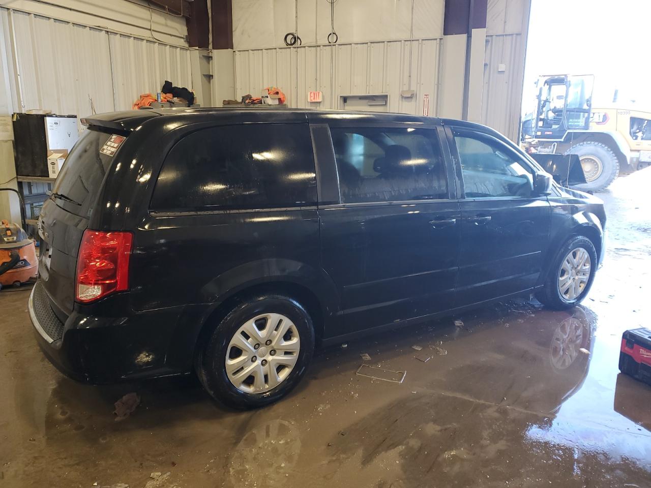 2016 Dodge Caravan - Image 3