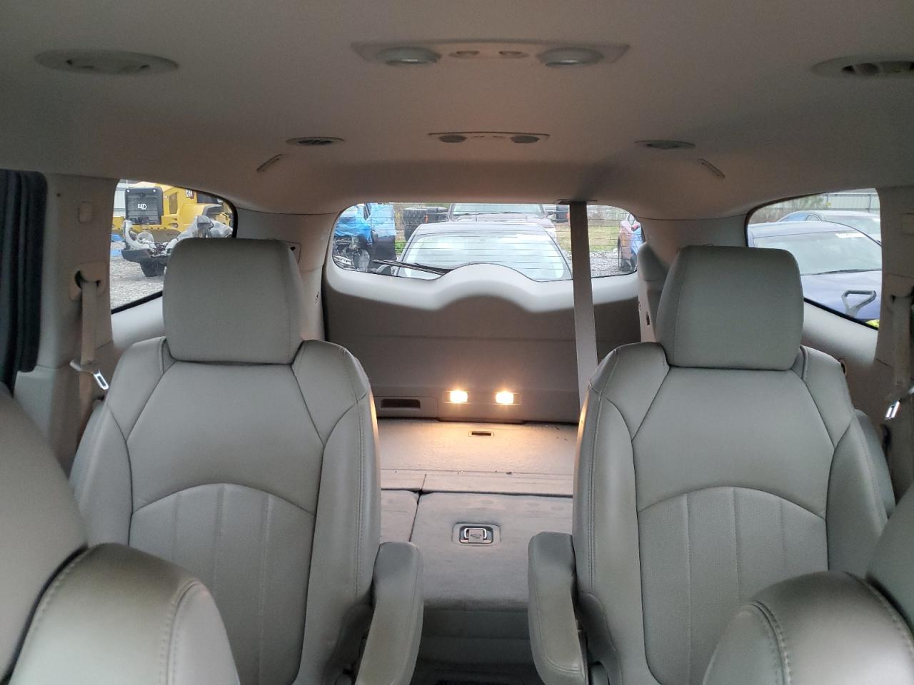 2012 Buick Enclave - Image 10