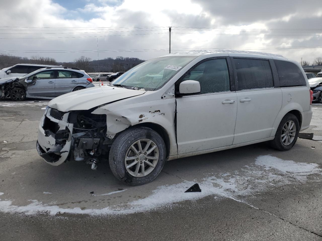 2018 Dodge Caravan - Image 1